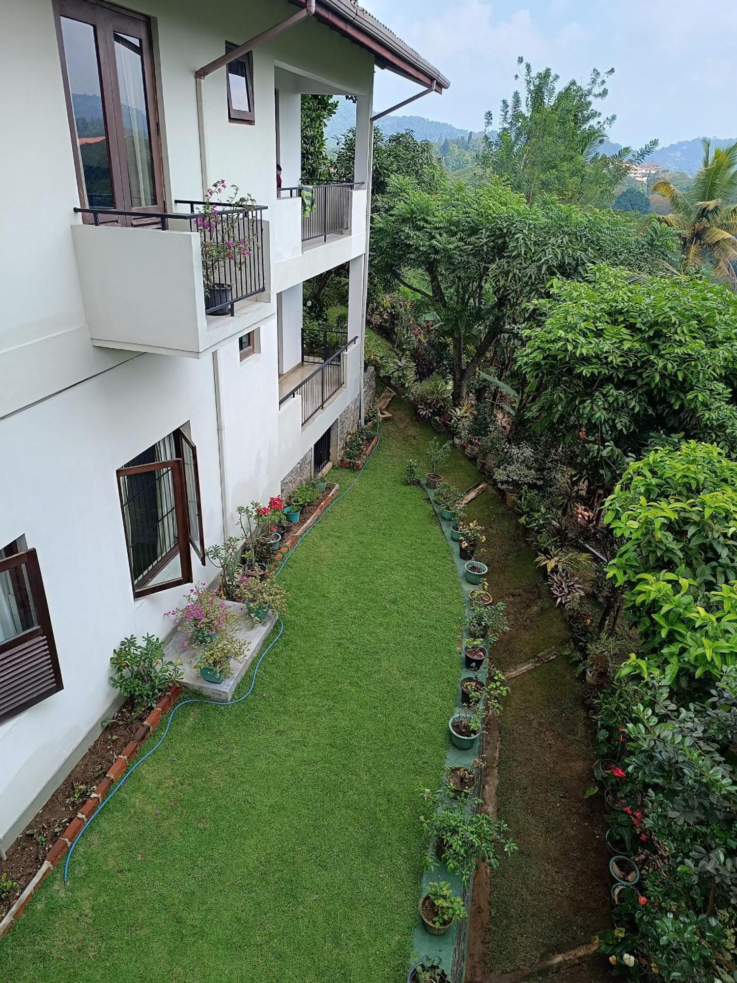 Shalom Apartment Peradeniya Exterior foto